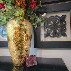 PRISTINE  RARE Limited Edition Authentic Louis Vuitton Perforated Wallet